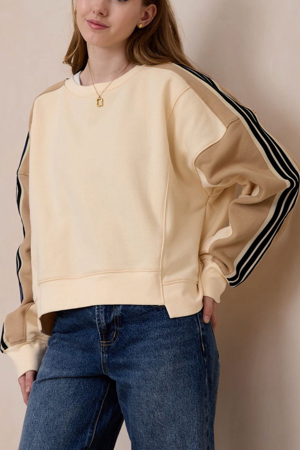 Contrast Round Neck Long Sleeve Sweatshirt