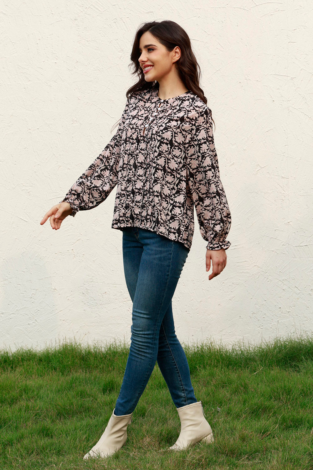 Floral Flounce Sleeve Round Neck Blouse